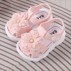 Sandalute roz cu floare aplicata pentru fetite (Marime Disponibila: Marimea 24) foto