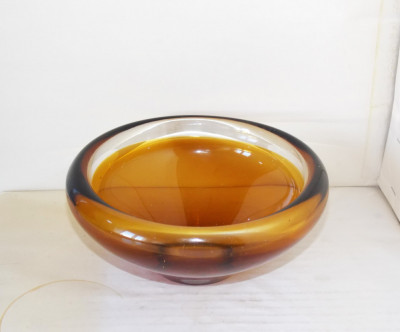 Fructiera bol cristal amber, suflata manual, trapping - Ryd Glasbruk Suedia foto
