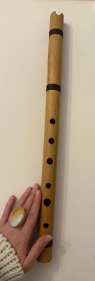 Flaut din lemn peruan foto
