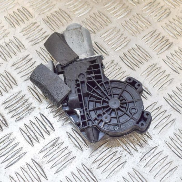 Motor macara geam ușă dreapta față TESLA MODEL X 2016 4111703