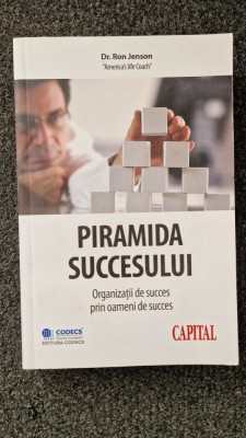 PIRAMIDA SUCCESULUI - Ron Jenson foto
