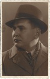 P3174N Portret de bărbat, studio R F Grigorescu, Călărași, 1940