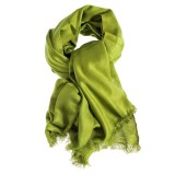 Esarfa verde cu franjuri din vascoza