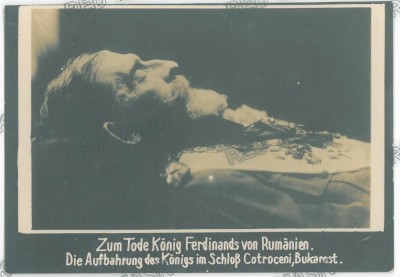647 - Regale, BUCURESTI, Regele FERDINAND pe catafalc, Royalty, Romania ( 15 / 10,5 cm ) - old photocard - unused - 1927 foto