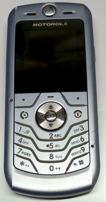 Telefon Motorola L6 foto
