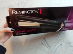 Placa Intins Remington Ceramic Slim 220 foto