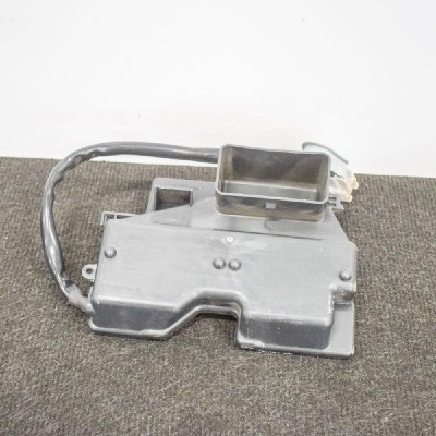 Radiator &amp;icirc;ncălzitor electric TOYOTA PRIUS Hatchback _W2_ 2007 | 10367103 foto