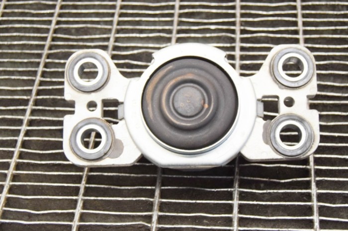 Suport motor st&acirc;nga JAGUAR E-PACE X540 2020 OEM: EJ32-7M121-AD | 11807980