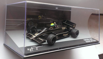 Macheta Lotus 98T Formula 1 1986 (Ayrton Senna) - Altaya 1/43 foto