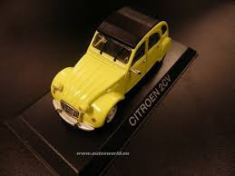 Macheta auto Citroen 2CV - Masini de Legenda RO, 1:43 Deagostini