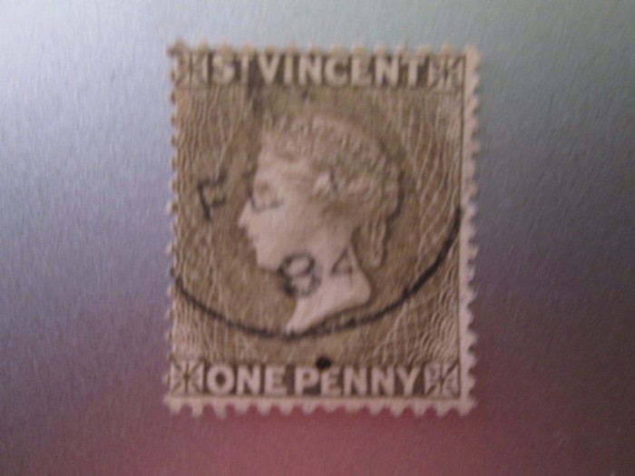 ST.VINCENT REGINA VICTORIA STAMPILAT=261