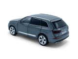 Macheta Audi Q7 1/32 daytona grey pearl Tayumo deschide toate usile, capota si portbagaj