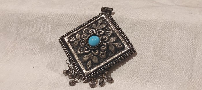 MEDALION etnic TRIBAL AFGHAN vechi OPULENT manopera EXCEPTIONALA de efect RAR