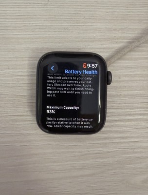 Apple Watch SE2 GPS 44 mm foto