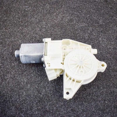 Motor macara geam ușă st&amp;acirc;nga față MERCEDES-BENZ E W212 2015 OEM: A21290668020130822637 3719917 foto