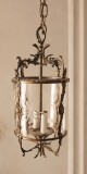 Superb felinar , candelabru antic &icirc;n stilul francez Empire din bronz masiv și sticla cu model floral