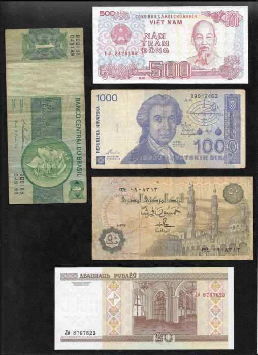 Set 5 bancnote de prin lume adunate (cele din imagini) #276