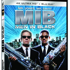 Barbati in negru 1 / Men in Black (4K Ultra HD + Blu-Ray Disc) | Barry Sonnenfeld