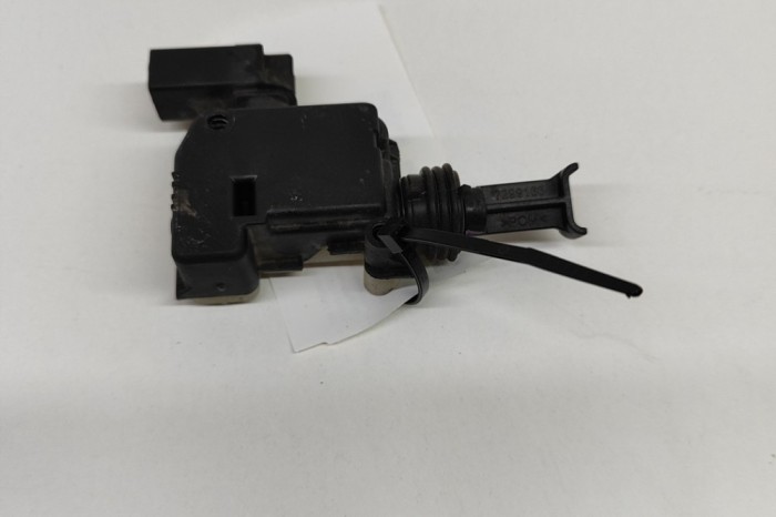 &Icirc;ncuietoare capac rezervor BMW i3 I01 2020 OEM: 008066-36 22075841