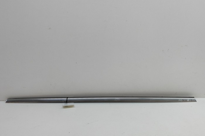 Chedar geam ușă dreapta spate MERCEDES-BENZ A W176 2016 OEM: A1567350182 22943305