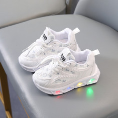 Adidasi albi cu luminite - Lore (Marime Disponibila: Marimea 27) foto
