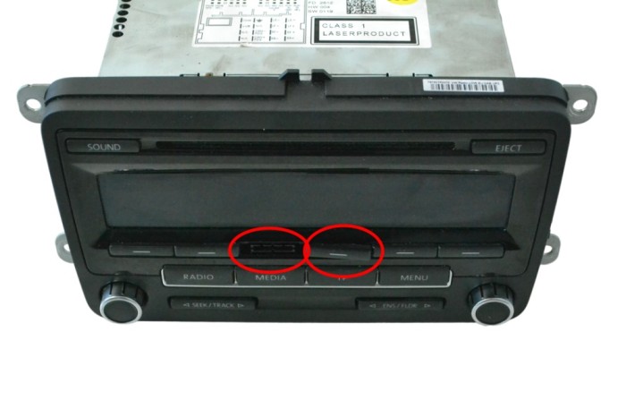 Unitate radio CD VW PASSAT Variant B7 365 2012 OEM: 1K0035186AQ,8157642272360 | 20812722
