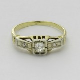 Inel Art Deco din aur bicolor, decorat cu diamante