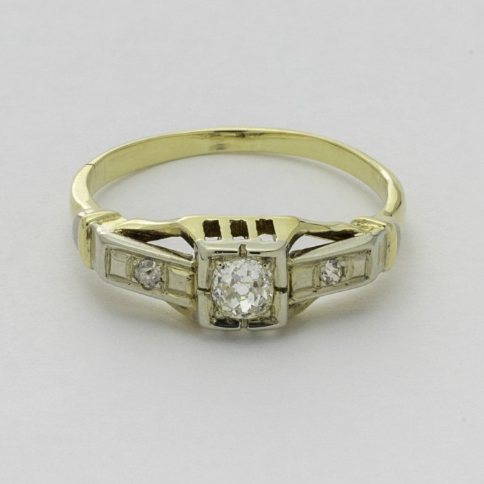 Inel Art Deco din aur bicolor, decorat cu diamante
