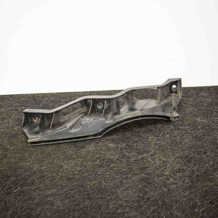 Suport bara de protecție dreapta față VW PASSAT Variant B6 3C5 2008 OEM: 3C0807890 3597745