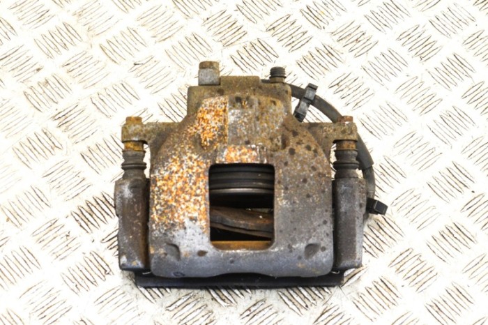 Etrier de fr&acirc;nă dreapta față DODGE NITRO 2007 OEM: 16018401 14627307