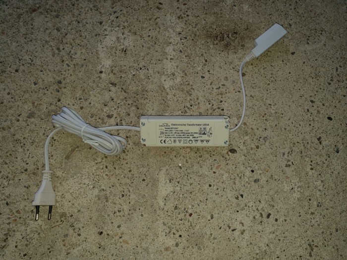 transformator pentru lampi - tip neon - 105 W