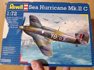 Macheta avion: Sea Hurricane Mk.II C, 1:72, 13.4x16.6 cm foto