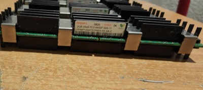 Ram Serve Apple Hynix 2GB DDR2-6400F HYMP125A72CP8D3-S5 foto