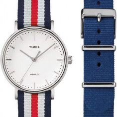 Ceas Timex, Weekender Fairfield TWG019000UK, Set cu Bratara suplimentara - Marime universala