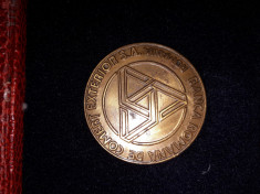 Medalie &amp;quot;Banca Romana de Comert Exterior / BRCE / 25 ani Infiintare 1968 - 1993&amp;quot; foto