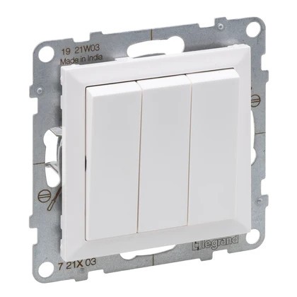 Intrerupator triplu Legrand Suno alb 721103