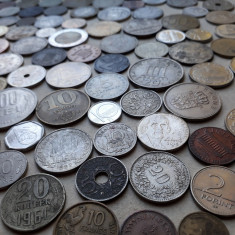 Lot / colectie de 135 monede diferite din diverse tari, bani vechi