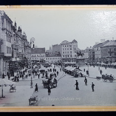 ZAGREB , PIATA CENTRALA , FOTOGRAFIE LIPITA PE CARTON , MONOCROMA , CCA . 1900
