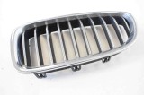 Grila st&acirc;nga față BMW 5 Touring F11 2016 OEM: 7412323,7412325,7412327 10715709