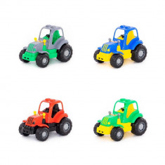 Tractor de jucarie, inaltime 21 cm, diverse culori