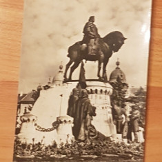 Carte postala (vedere) Cluj statuia lui Matei Corvin. Circulata 1967