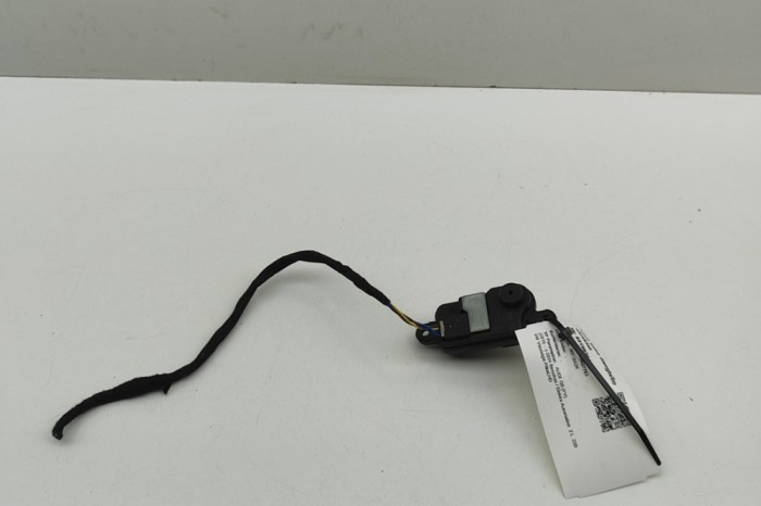 &Icirc;ncuietoare capac rezervor AUDI Q5 FY 2024 OEM: 8V4862159B | 31963012