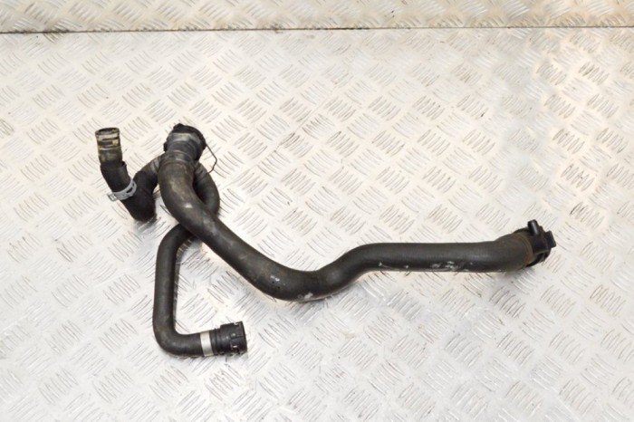 Furtun de lichid de răcire AUDI A5 Sportback 8TA 2014 OEM: 8K0121049AF 13659368