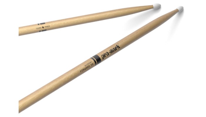 Bete de Tobe ProMark Forward Hickory 5A, varf de nailon - RESIGILAT