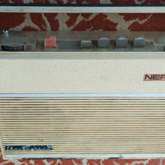 RADIO NEPTUN 1 , FABRICAT DE ELECTRONICA , NU FUNCTIONEAZA .