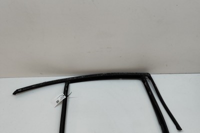 Bandou superior ușă dreapta spate BMW 3 G20, G28 2019 OEM: 7407406 28991050 foto