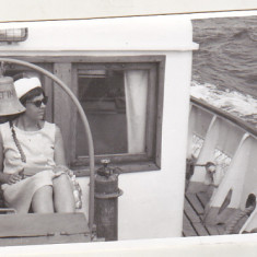 bnk foto Cu salupa Paltinis pe Dunare - anii `60