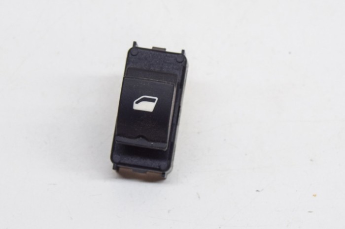 Buton geam ușă dreapta față PEUGEOT 2008 II 2021 OEM: 98044803ZD 21440472