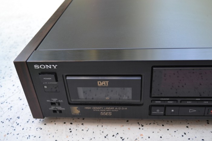 DAT Player Sony DTC 55 ES