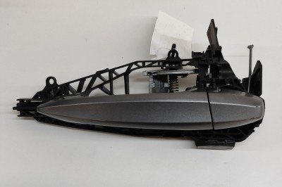 M&amp;acirc;ner exterior ușă dreapta față BMW X5 F15, F85 2015 OEM: 7304804,7392682 | 30345082 foto